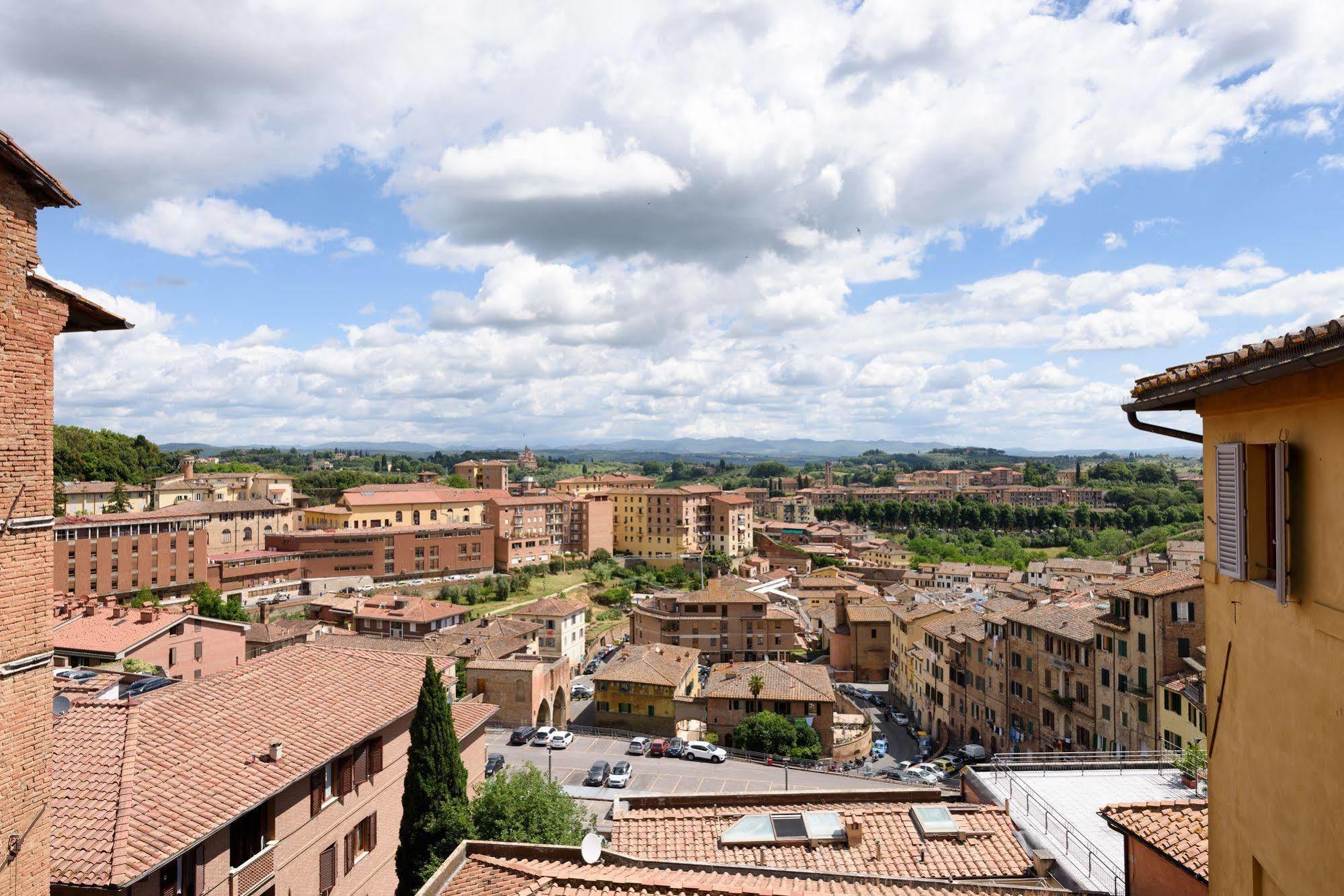 Casa Di Osio Bed & Breakfast Siena Exterior photo
